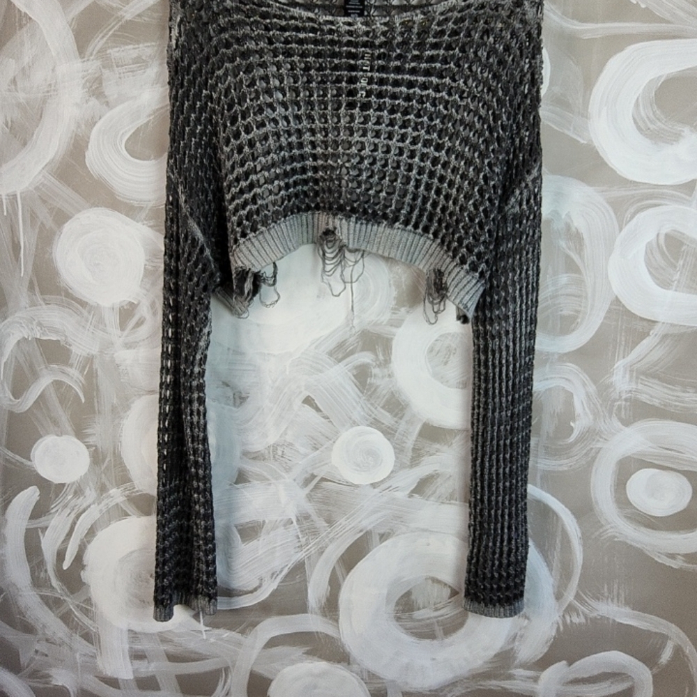 HOT TOPIC Black Gray Mesh Deconstructed Goth Punk Y2K Cropped Top Sz M Unisex - Picture 3 of 10